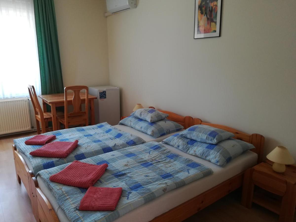 Montana-Ederics Vendégház Balatonederics Esterno foto