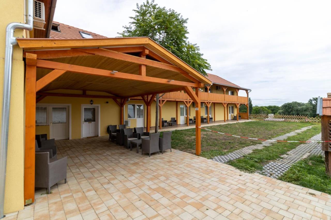 Montana-Ederics Vendégház Balatonederics Esterno foto