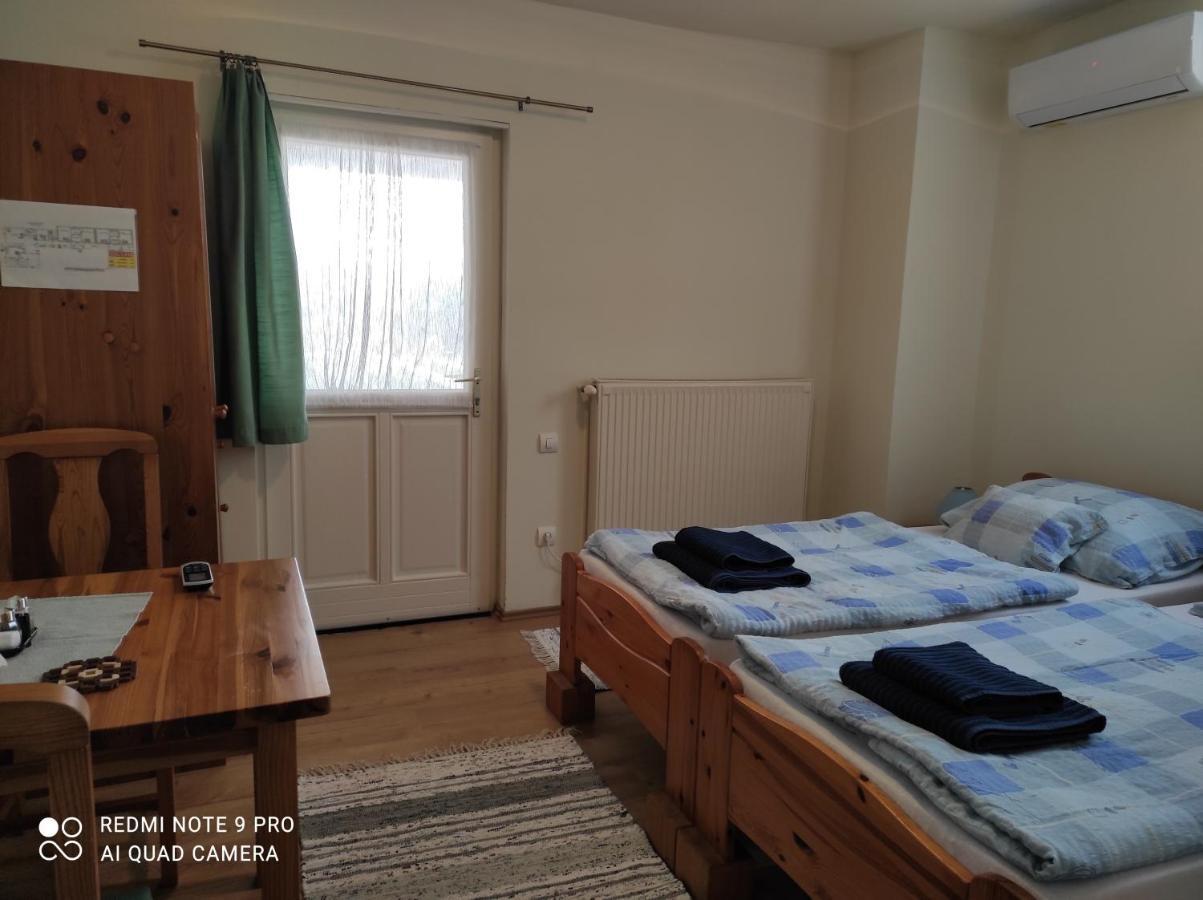 Montana-Ederics Vendégház Balatonederics Esterno foto