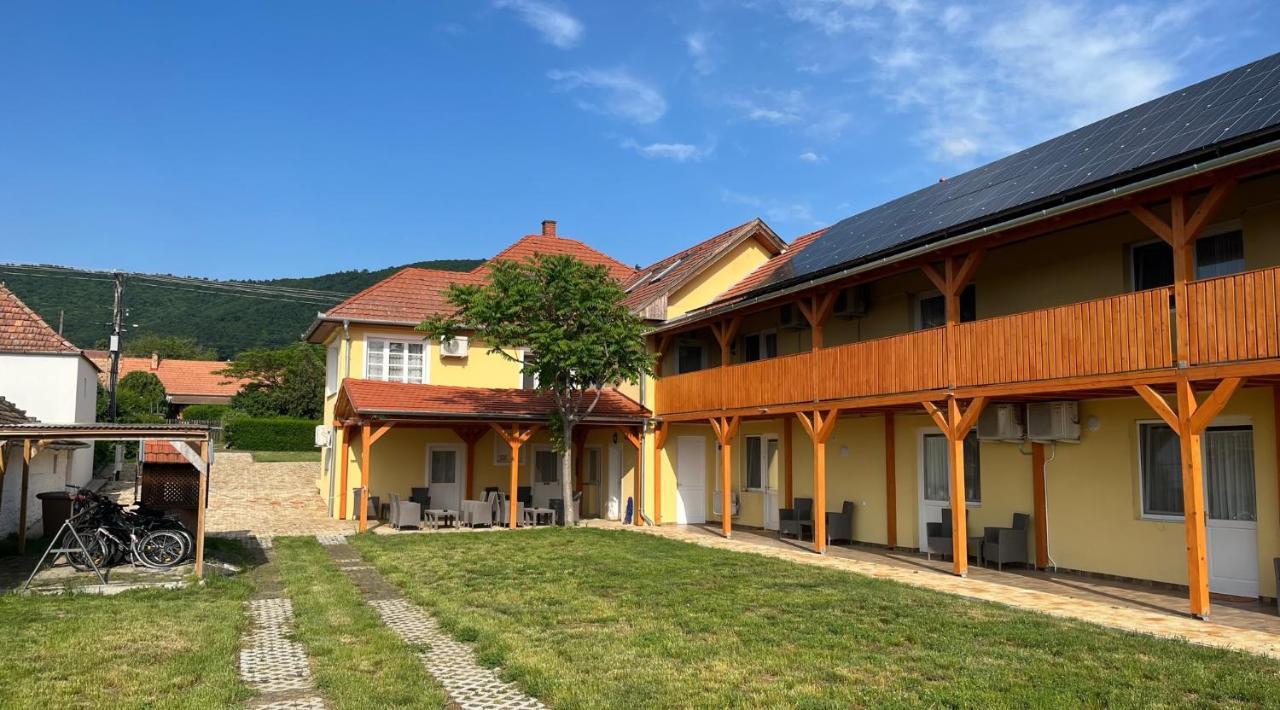 Montana-Ederics Vendégház Balatonederics Esterno foto